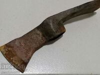 Стара кирко-брадва брадва топор инструмент ковано желязо