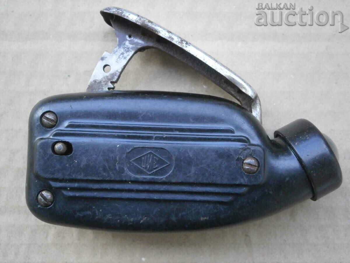 Licitație lanternă cu generator dinam URSS 1958 retro vintage Licitație lanternă cu generator dinam URSS 1958 retro vintage