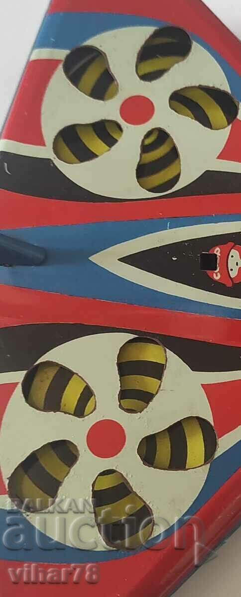 Παλιό παιχνίδι αεροπλάνο με τιμή 45.99 BGN | € 23.51