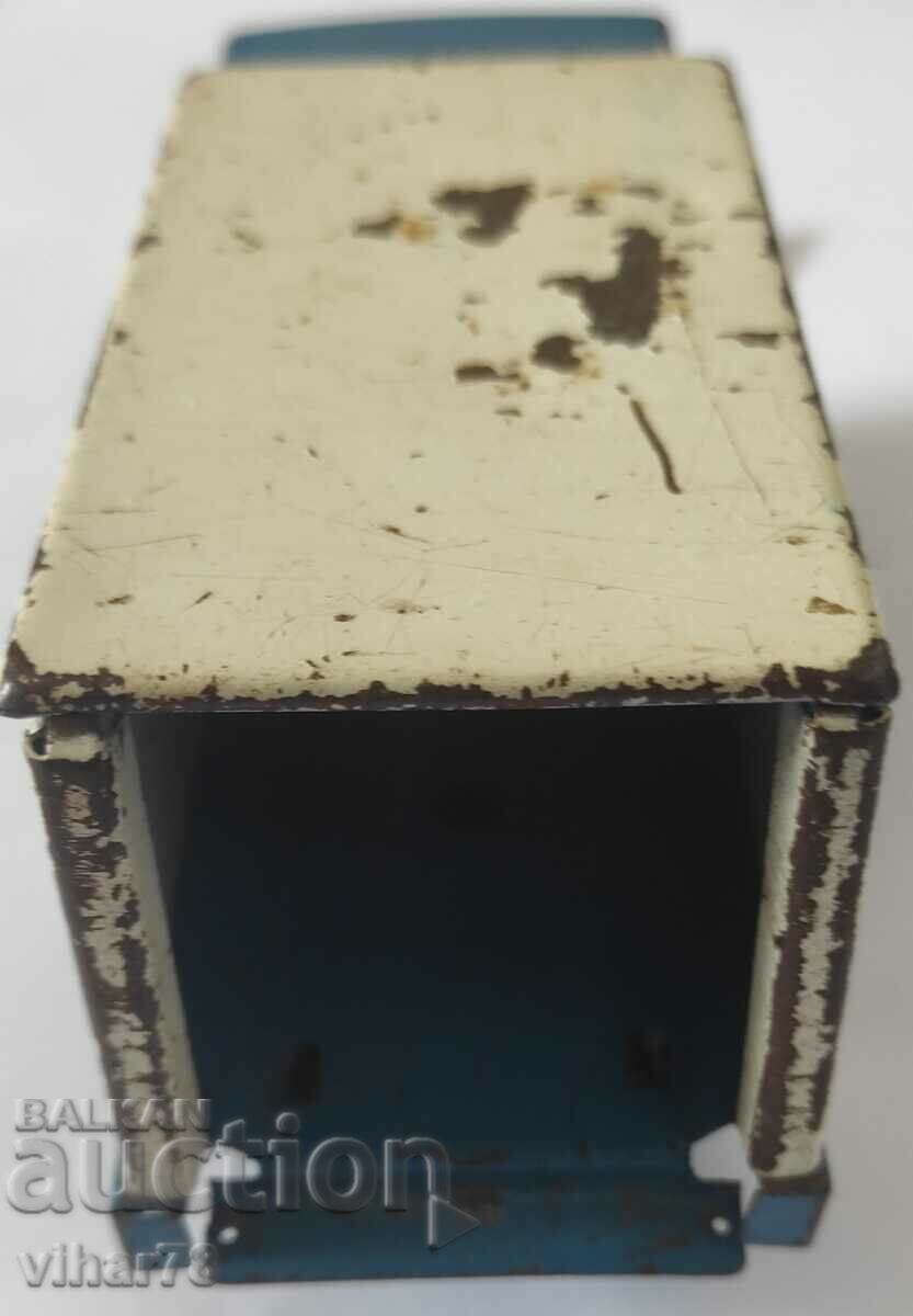 Παράδοση Παλιό φορτηγό παιχνίδι Παράδοση Παλιό φορτηγό παιχνίδι