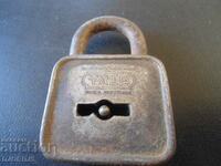 Old padlock, "YALE" REGISTERED TRADE-MARK