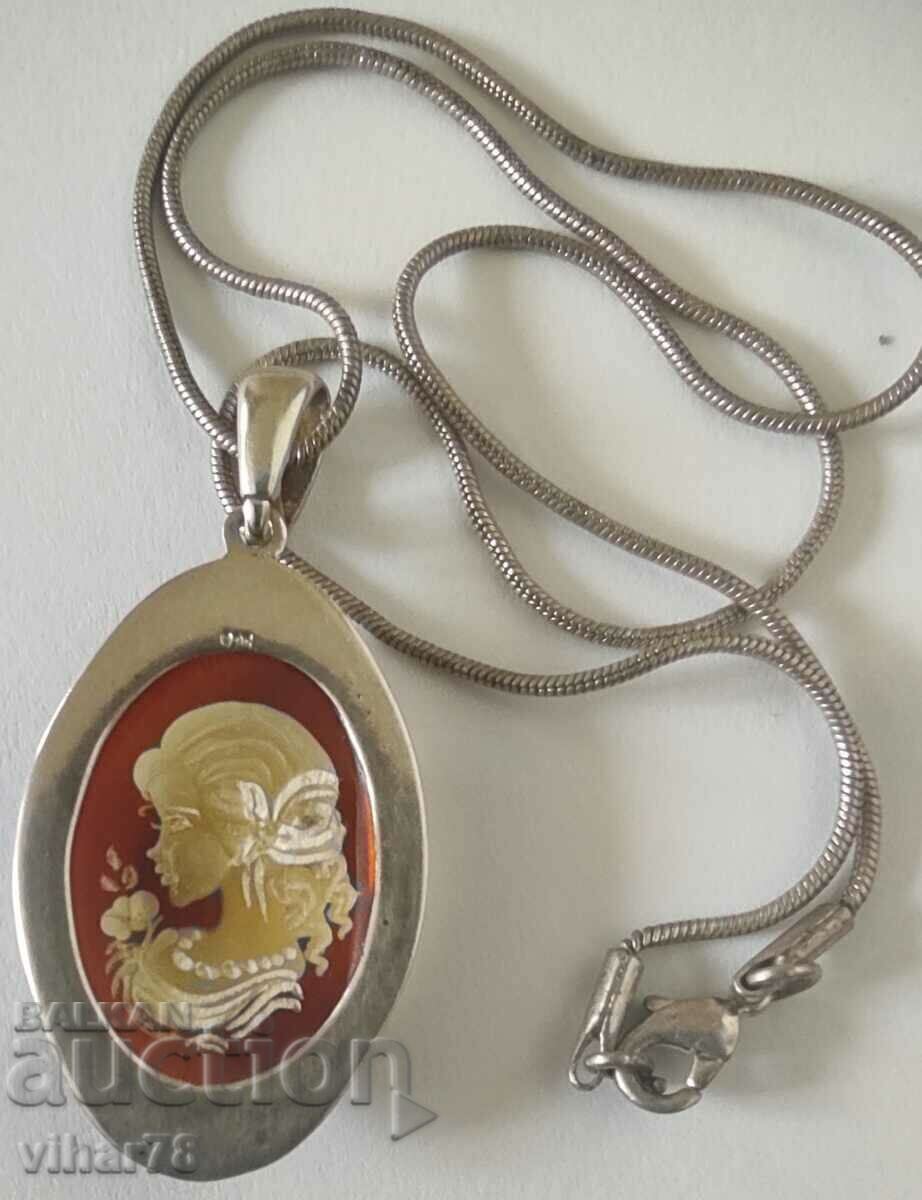 SILVER MEDALLION WITH AMBER - 6 SILVER MEDALLION WITH AMBER - 6