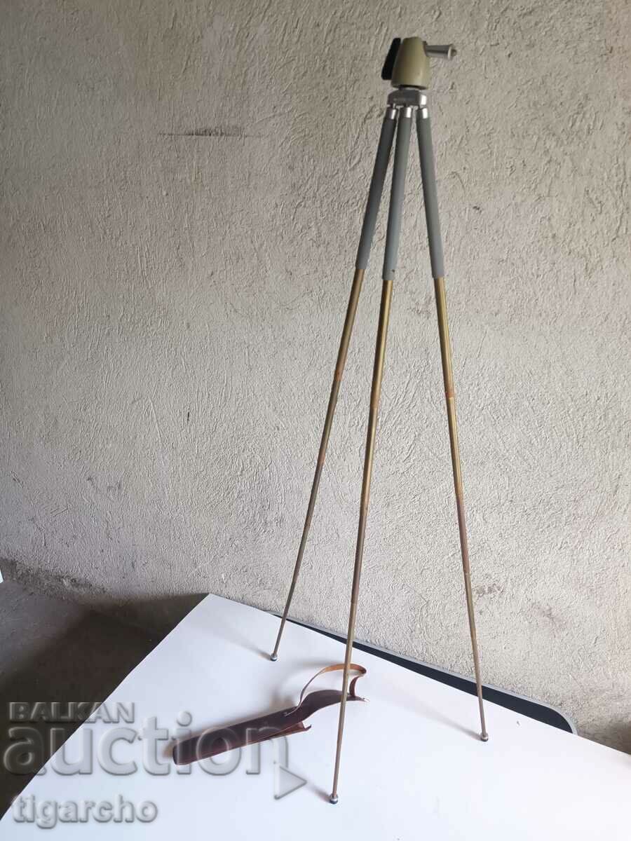 Auction Camera stand Auction Camera stand