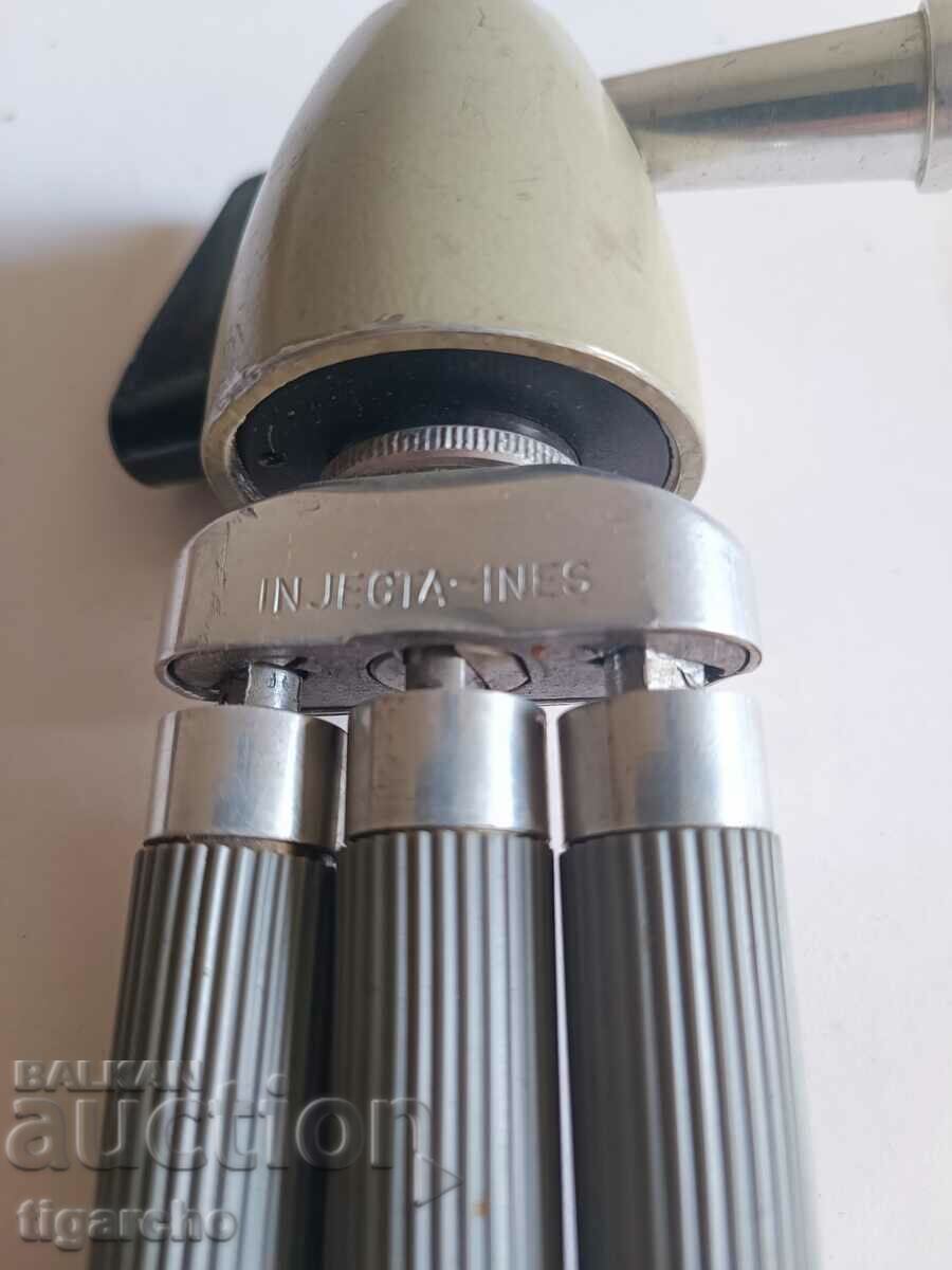 Delivery of Camera stand Delivery of Camera stand