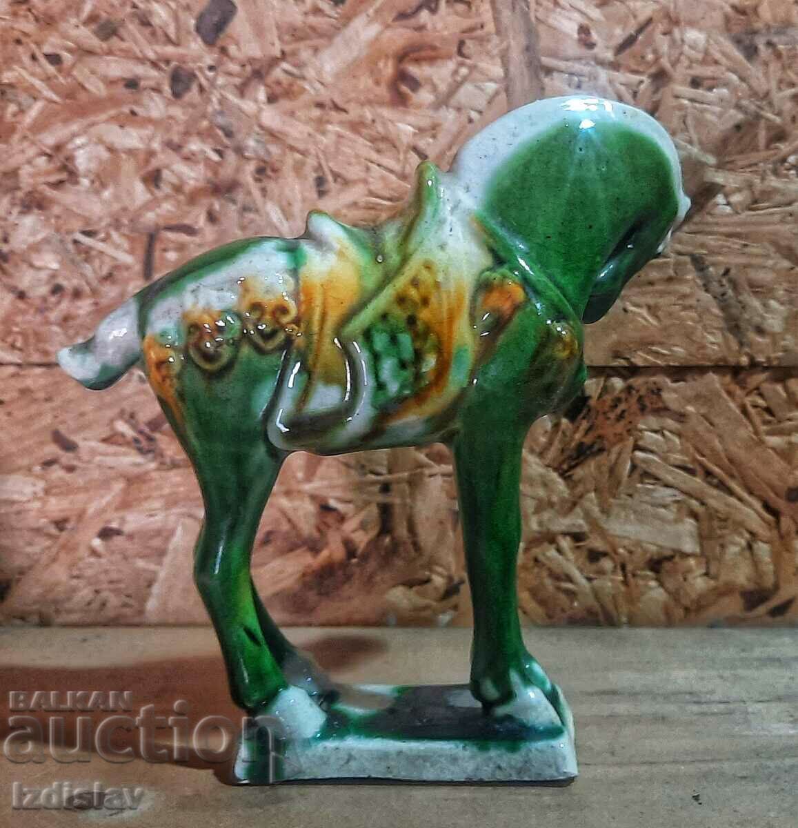 Παλιά φιγούρα αλόγου, τρωική κεραμική με τιμή 50.00 BGN | € 25.56 Παλιά φιγούρα αλόγου, τρωική κεραμική με τιμή 50.00 BGN | € 25.56