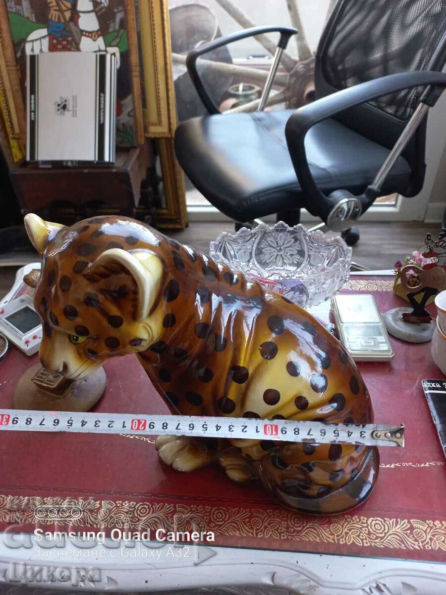 ΜΕΓΑΛΗ ΠΟΡΣΕΛΑΝΙΝΗ ΦΙΓΟΥΡΑ ΛΕΟΠΑΡΔΑ ΤΙΓΡΑ με τιμή 150.00 BGN | € 76.69 ΜΕΓΑΛΗ ΠΟΡΣΕΛΑΝΙΝΗ ΦΙΓΟΥΡΑ ΛΕΟΠΑΡΔΑ ΤΙΓΡΑ με τιμή 150.00 BGN | € 76.69