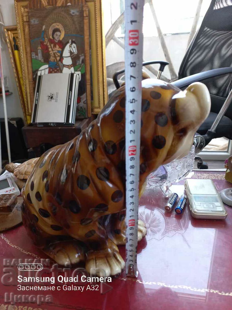 Παράδοση ΜΕΓΑΛΗ ΠΟΡΣΕΛΑΝΙΝΗ ΦΙΓΟΥΡΑ ΛΕΟΠΑΡΔΑ ΤΙΓΡΑ Παράδοση ΜΕΓΑΛΗ ΠΟΡΣΕΛΑΝΙΝΗ ΦΙΓΟΥΡΑ ΛΕΟΠΑΡΔΑ ΤΙΓΡΑ