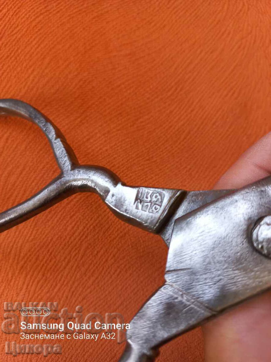 OLD ABBEY SCISSORS STAMPED 1870 - 5 OLD ABBEY SCISSORS STAMPED 1870 - 5