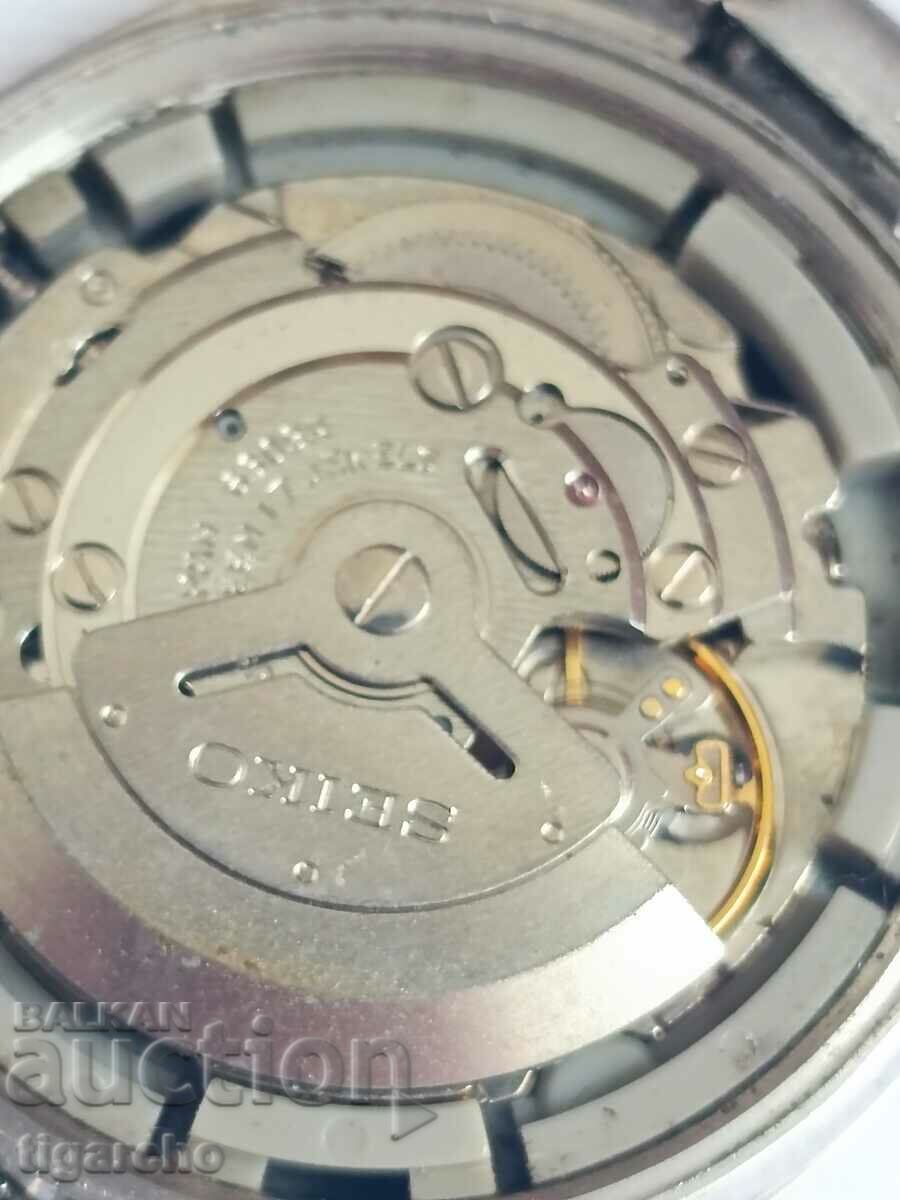 Delivery of Seiko Clock 5 Delivery of Seiko Clock 5