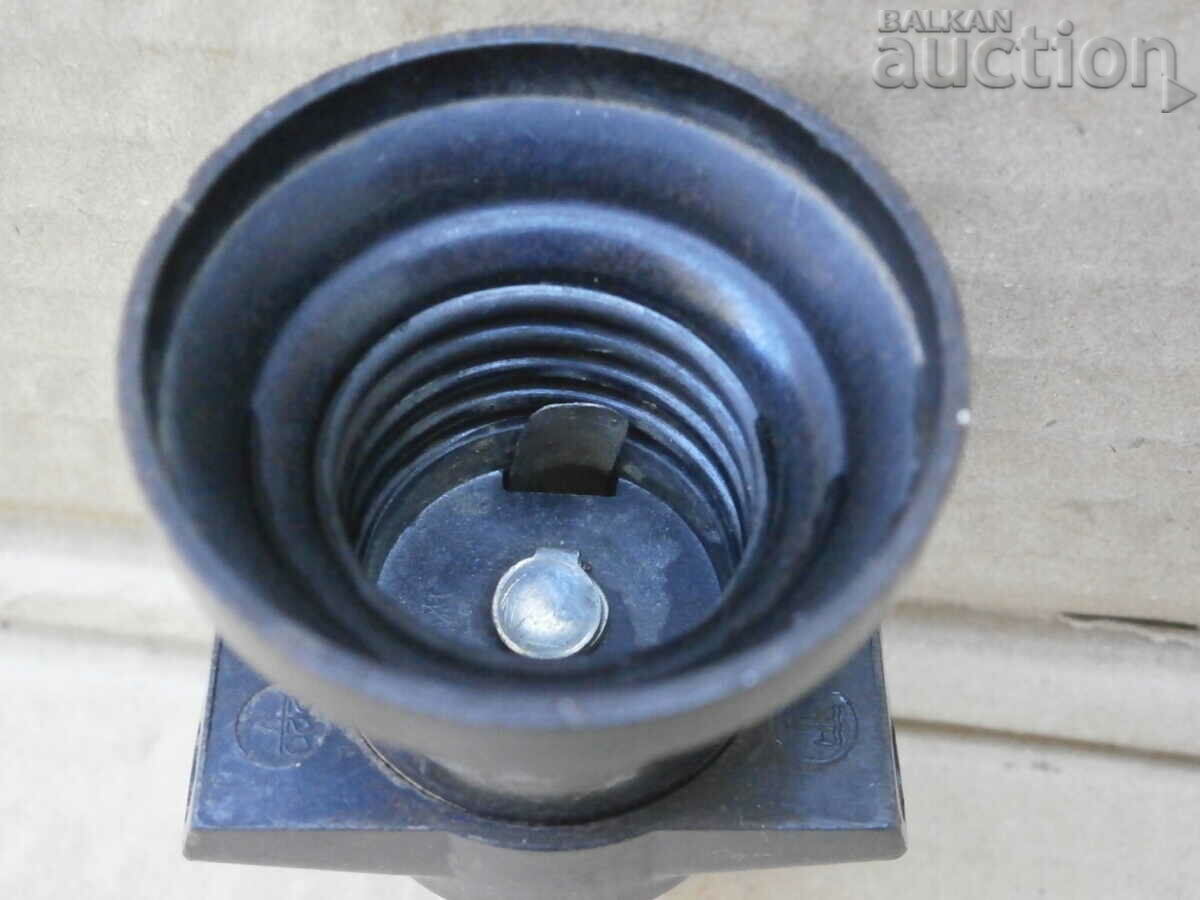 vintage bakelite socket plug socket - 7 vintage bakelite socket plug socket - 7