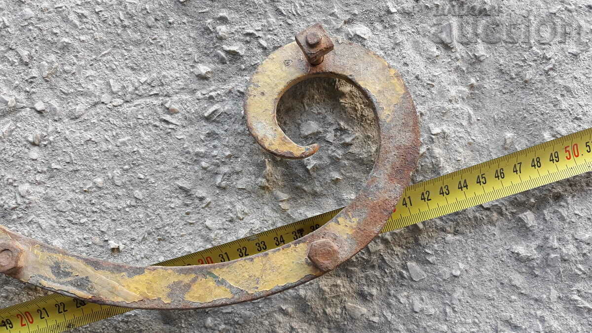 Auction vintage hand forged ornament decoration Auction vintage hand forged ornament decoration