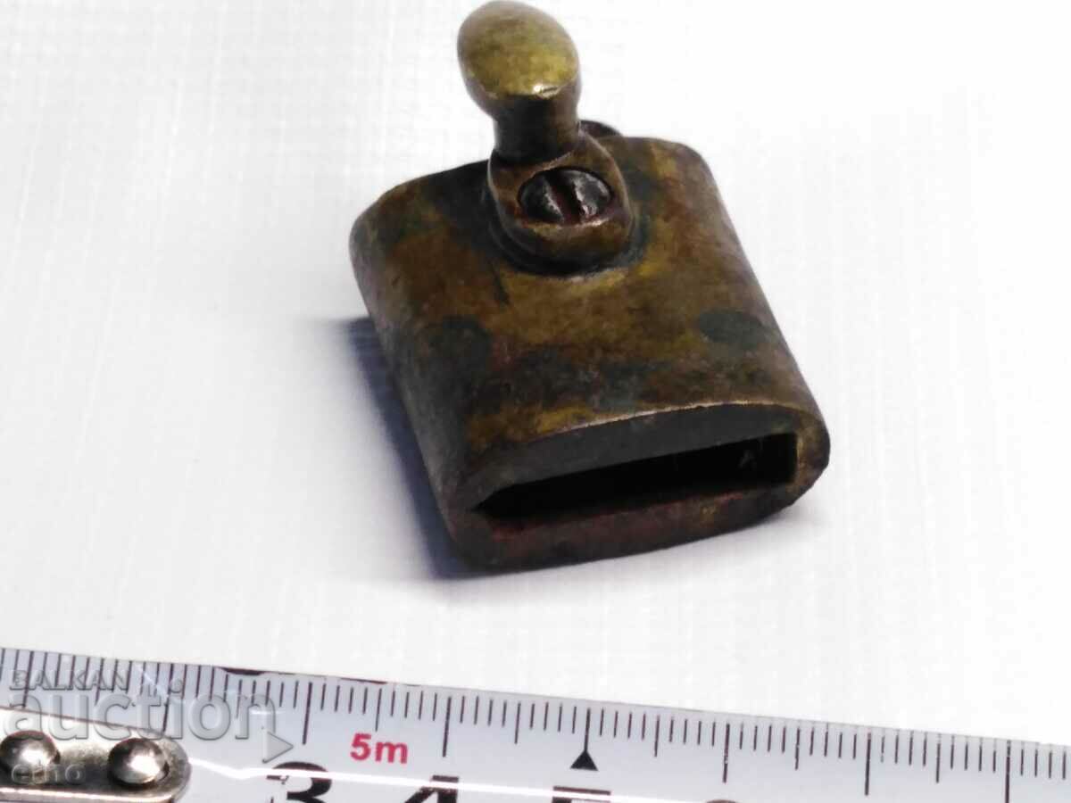 Auction  MOUTH FOR A LEATHER CANNON OF A CARCANO PAVE