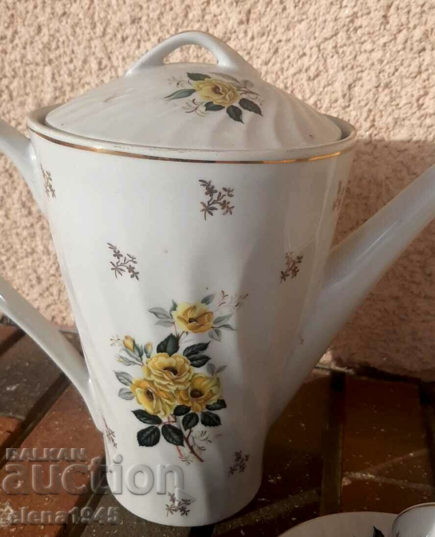 French coffee service with price 70.00 BGN | € 35.79 French coffee service with price 70.00 BGN | € 35.79