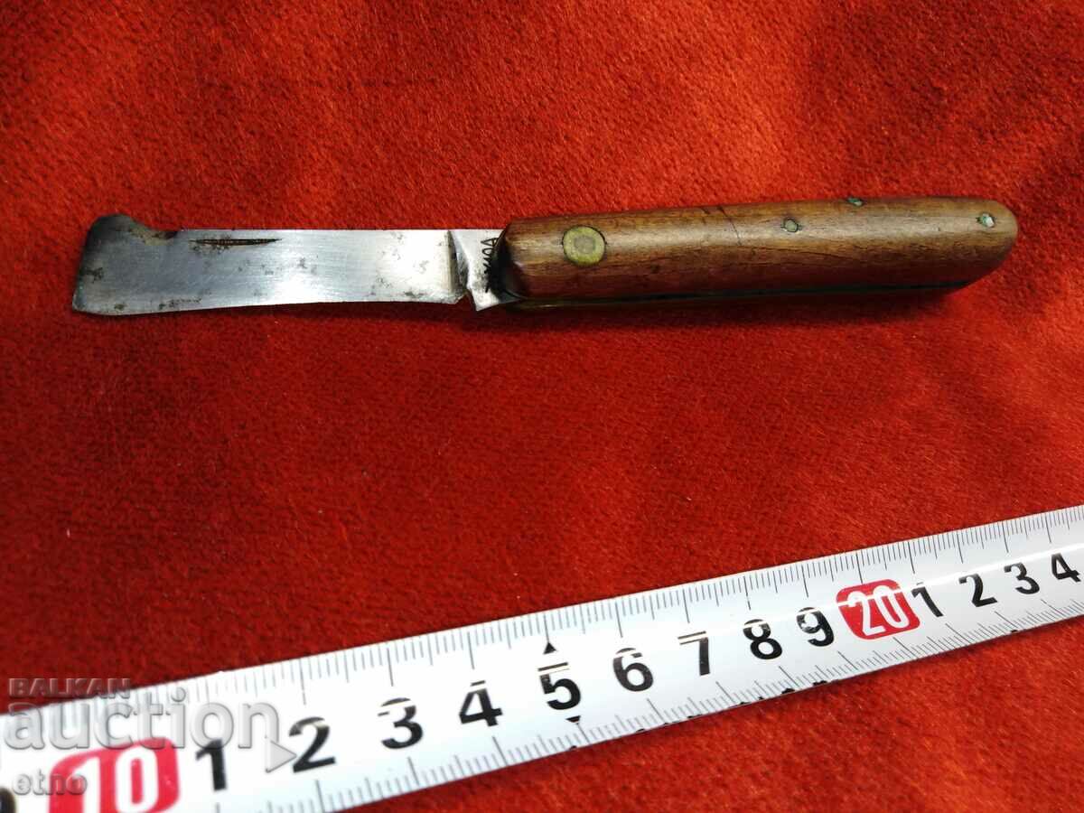 Auction OLD BULGARIAN OR USSR COOLING KNIFE Auction OLD BULGARIAN OR USSR COOLING KNIFE