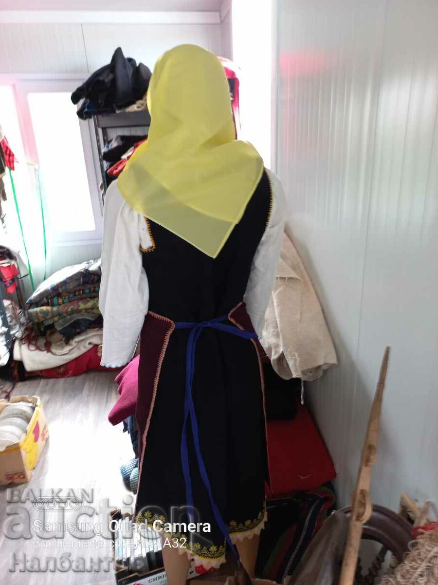 Auction STARA THRACIAN FEMALE NOSIA Auction STARA THRACIAN FEMALE NOSIA