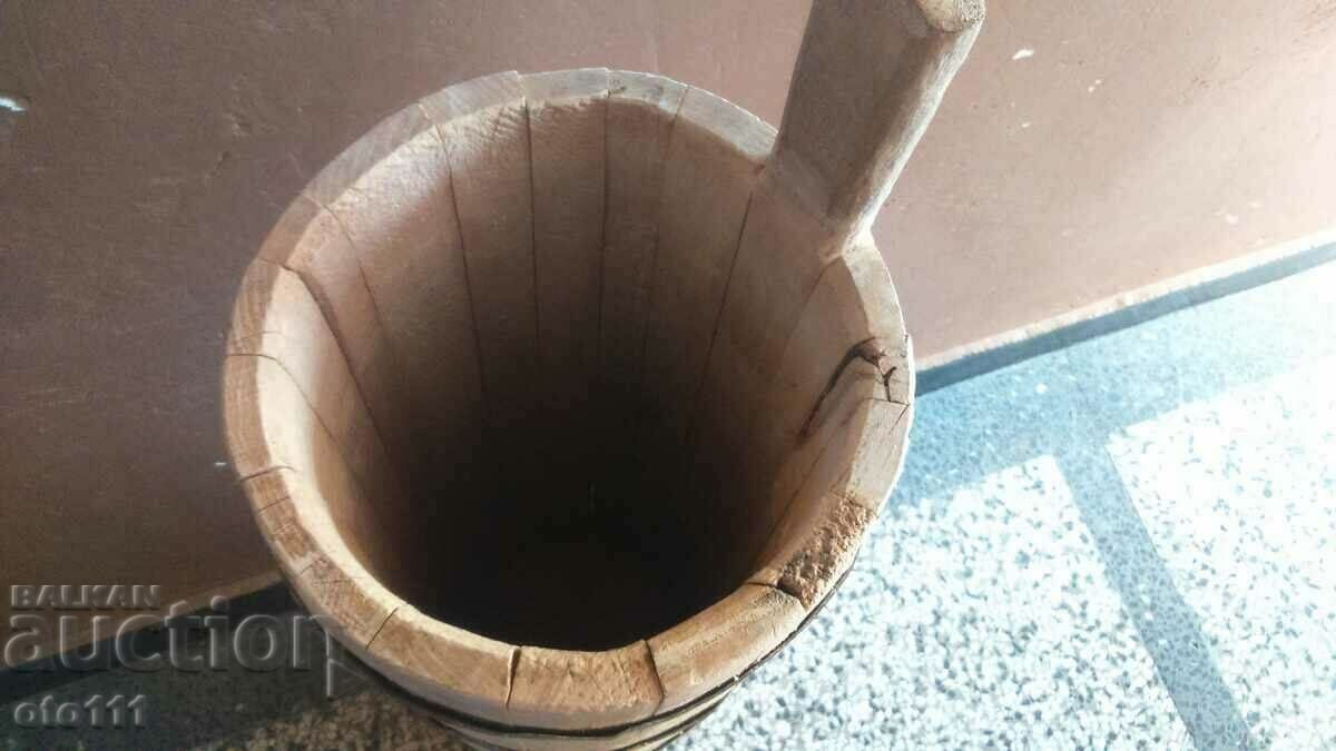 Livrarea VECHI PRIMITIVE OIL WHELER