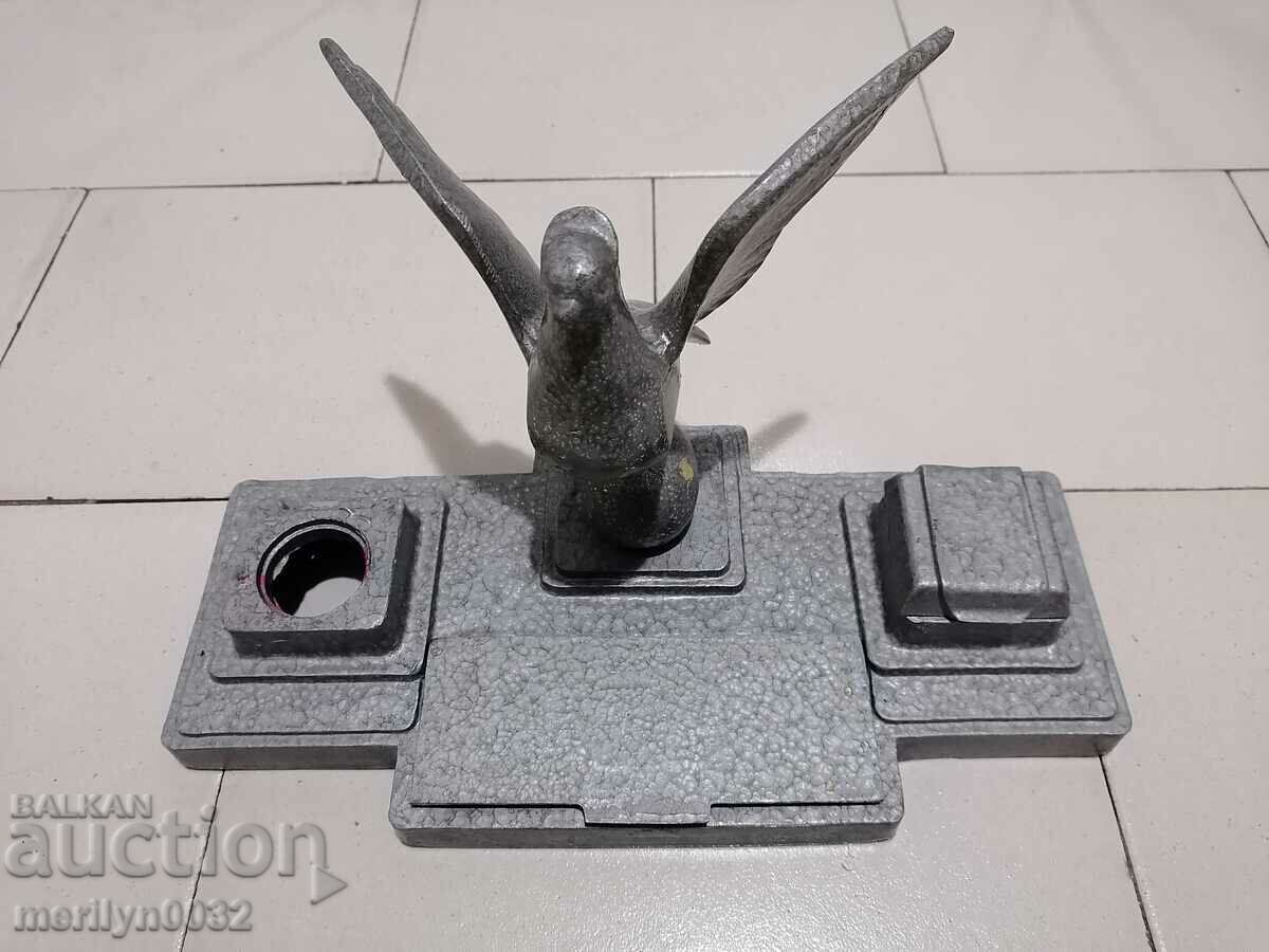 An inkwell with the figure of a dove wounded social figurine NRB BKP with price 69.00 BGN | € 35.28 An inkwell with the figure of a dove wounded social figurine NRB BKP with price 69.00 BGN | € 35.28