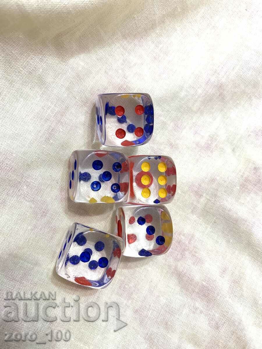 Ολοκαίνουργια ζάρια με τιμή 10.00 BGN | € 5.11