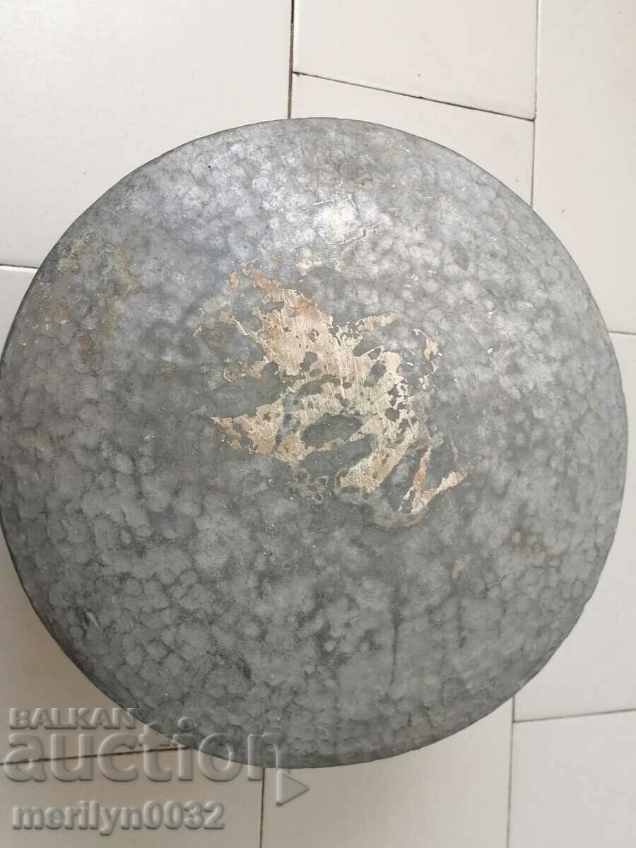 Old cauldron copper vessel copper menace mence - 7 Old cauldron copper vessel copper menace mence - 7