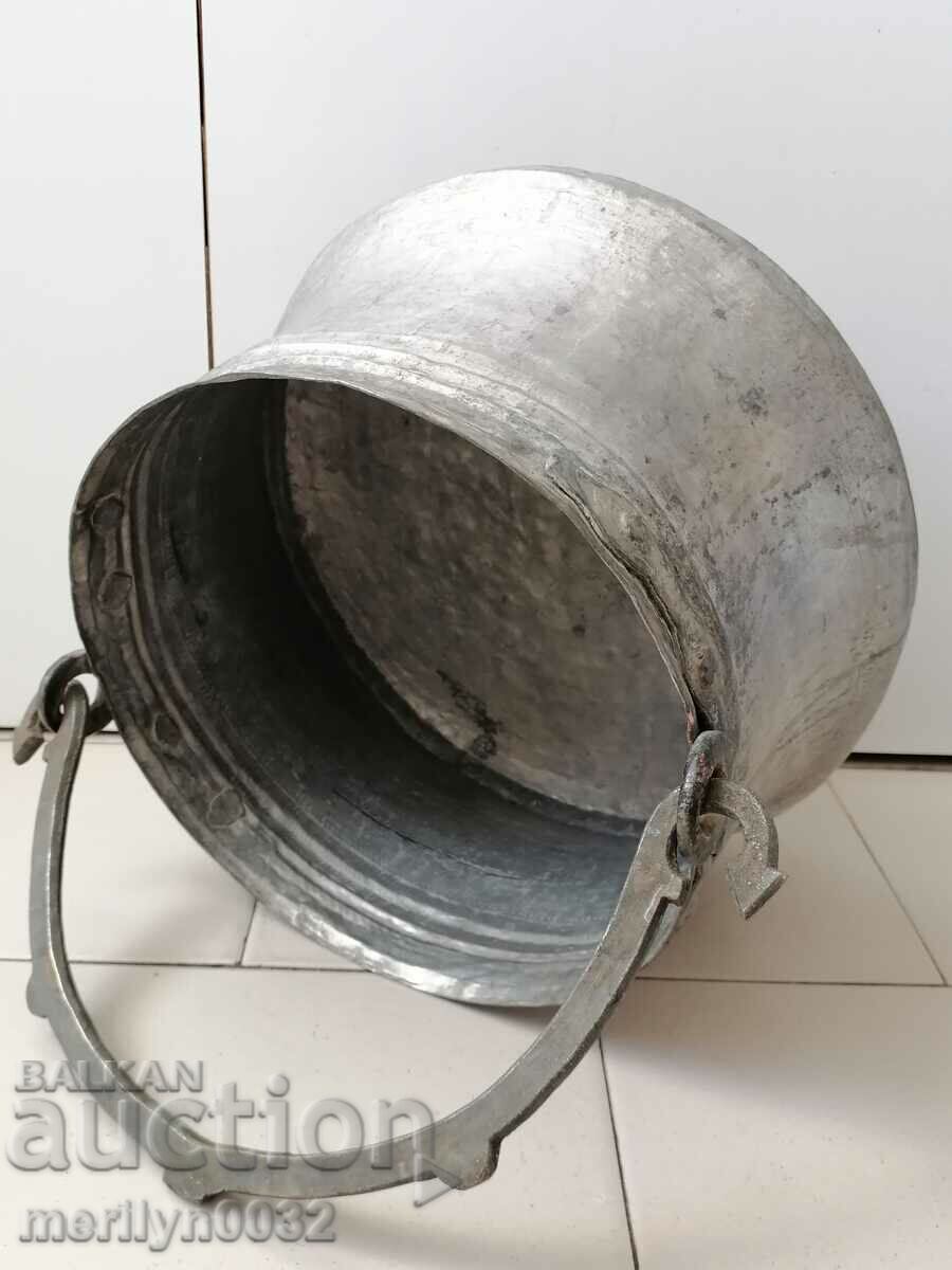 Old cauldron copper vessel copper menace mence