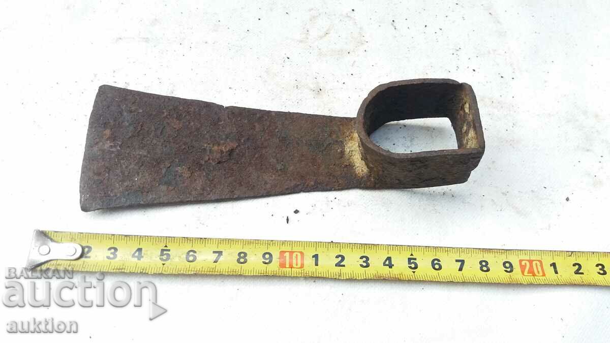 WROUGHT SMALL HOE, HOE TOOL - 6 WROUGHT SMALL HOE, HOE TOOL - 6