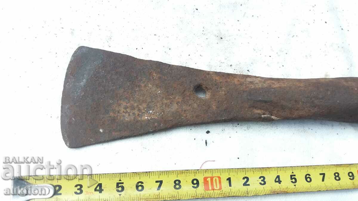 Auction SOLID FORGED RENAISSANCE SCRAPER, SHOULDER Auction SOLID FORGED RENAISSANCE SCRAPER, SHOULDER