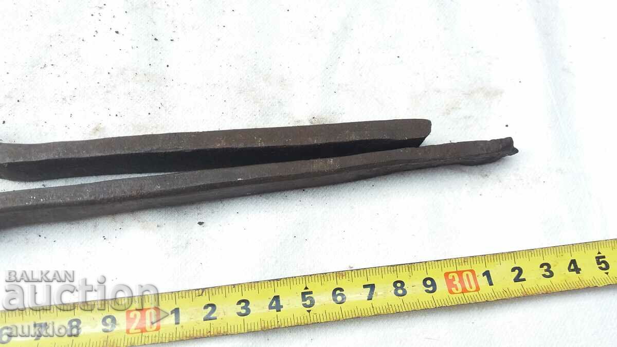 Delivery of SOLID FORGED RENAISSANCE VINE CUTTING SCISSORS Delivery of SOLID FORGED RENAISSANCE VINE CUTTING SCISSORS