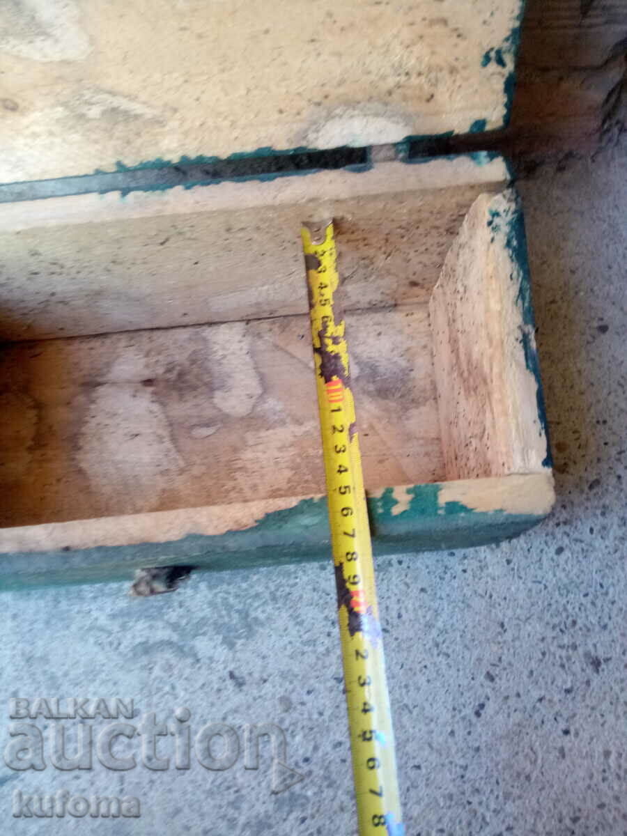Δημοπρασία Παλιό ξύλινο κουτί Δημοπρασία Παλιό ξύλινο κουτί
