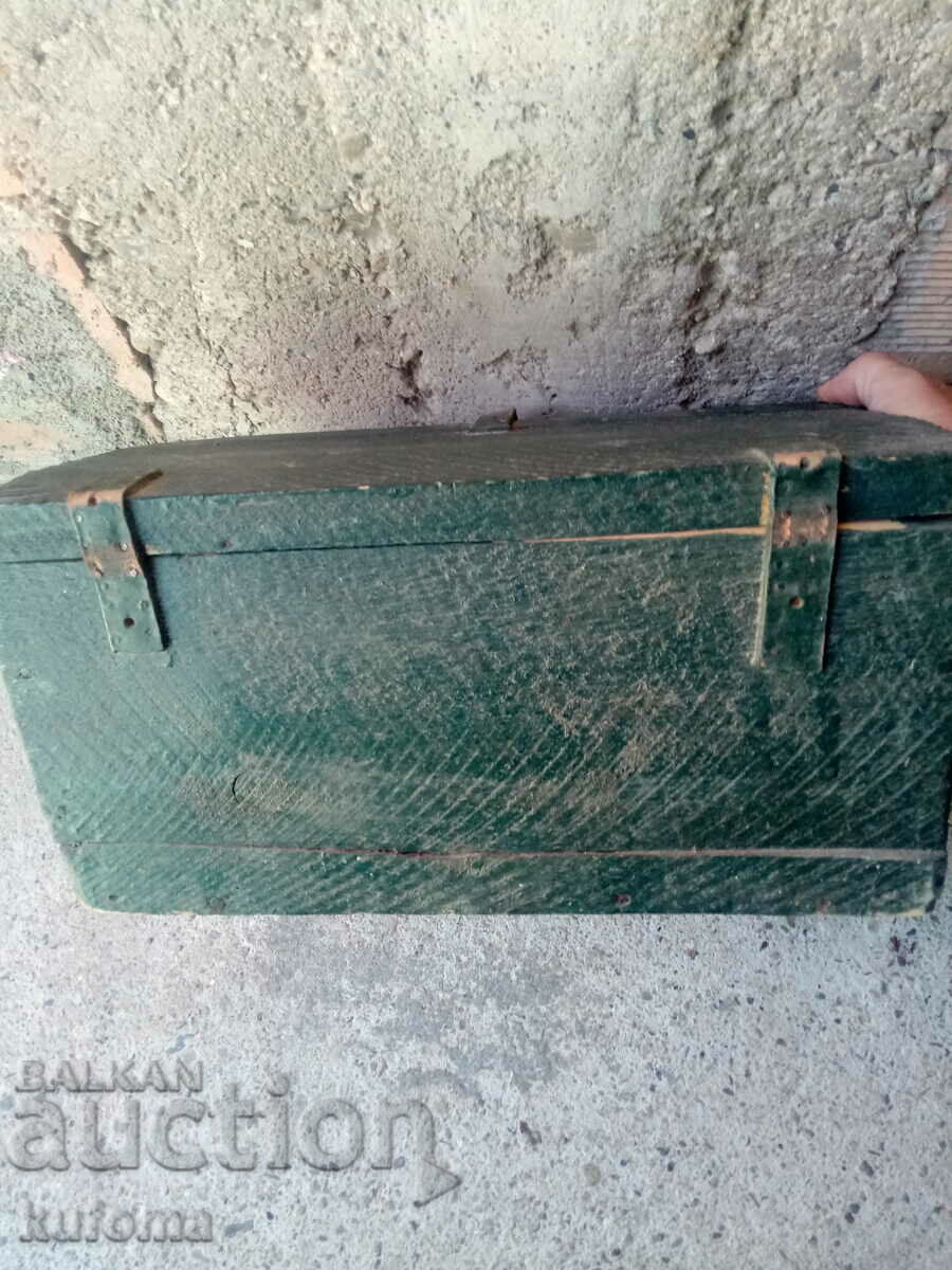 Παλιό ξύλινο κουτί - 5 Παλιό ξύλινο κουτί - 5