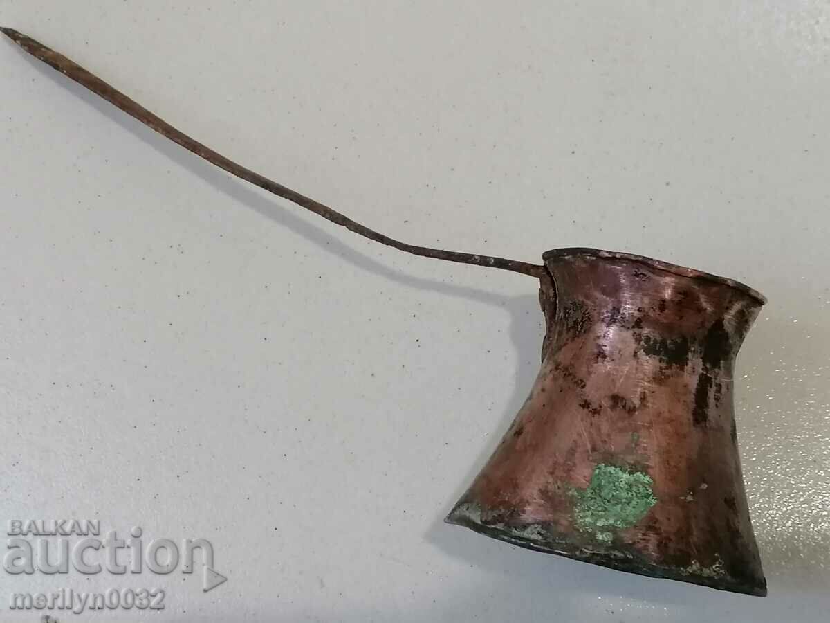 Old copper tin, coffee, baker, copper pot with price 33.00 BGN | € 16.87 Old copper tin, coffee, baker, copper pot with price 33.00 BGN | € 16.87