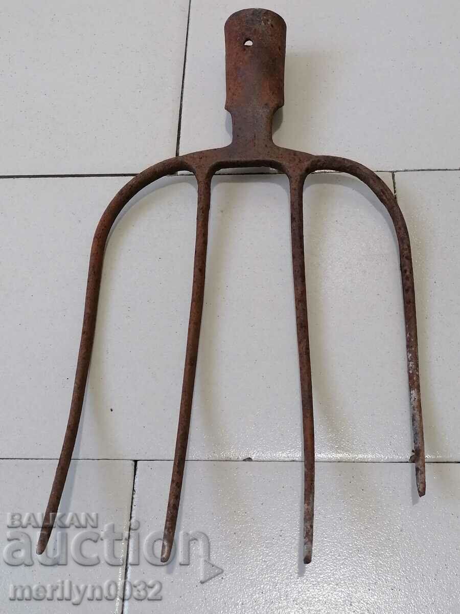 Old villa, wrought iron instrument with price 34.00 BGN | € 17.38 Old villa, wrought iron instrument with price 34.00 BGN | € 17.38