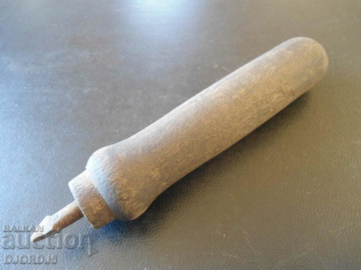 An old craft tool - 5 An old craft tool - 5