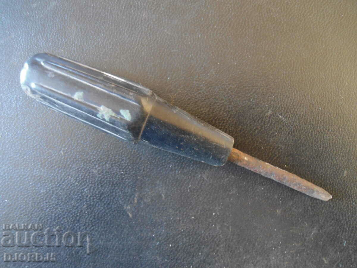 An old small screwdriver