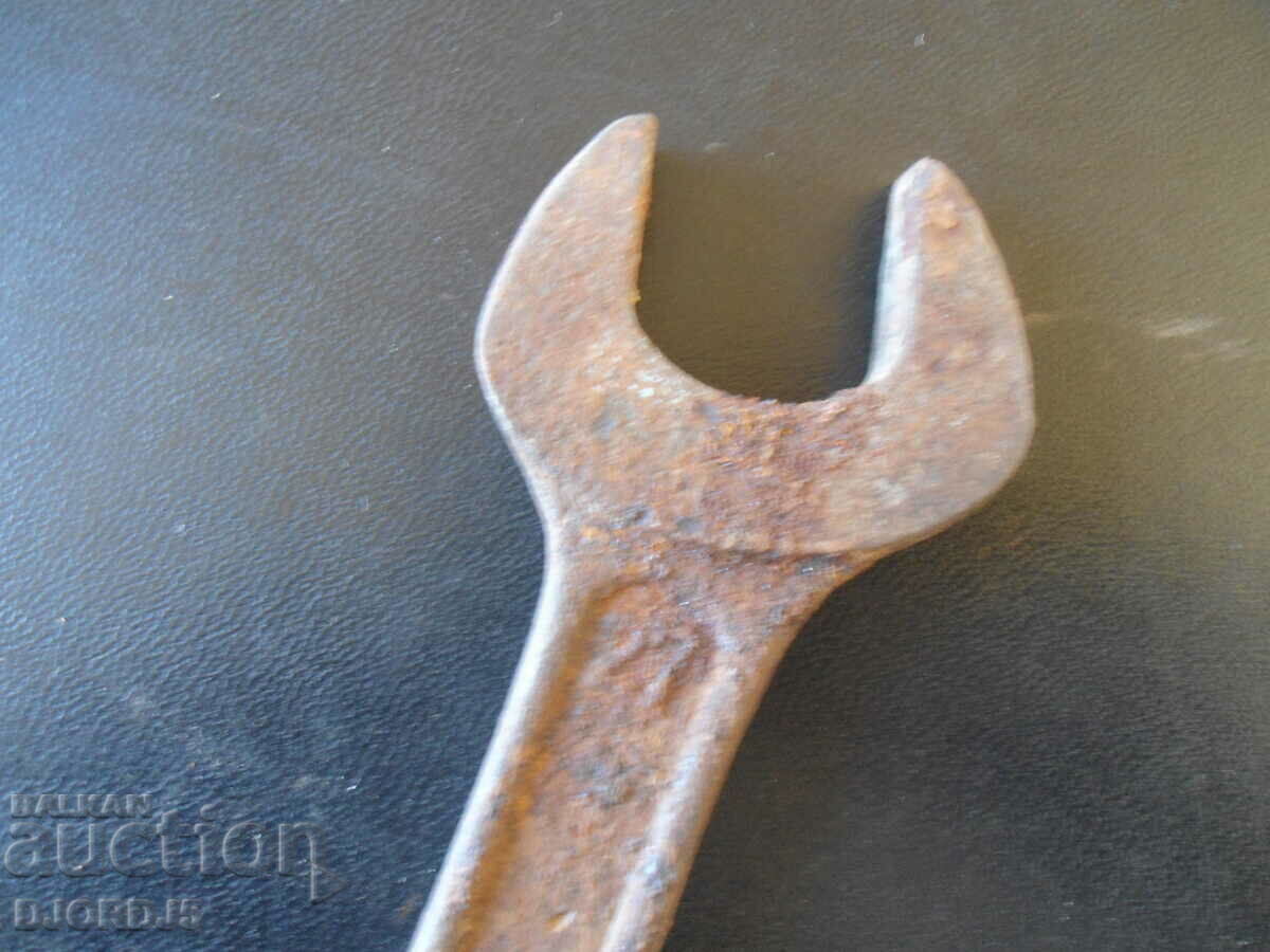 Old key 24-27, marking with price 2.00 BGN | € 1.02 Old key 24-27, marking with price 2.00 BGN | € 1.02