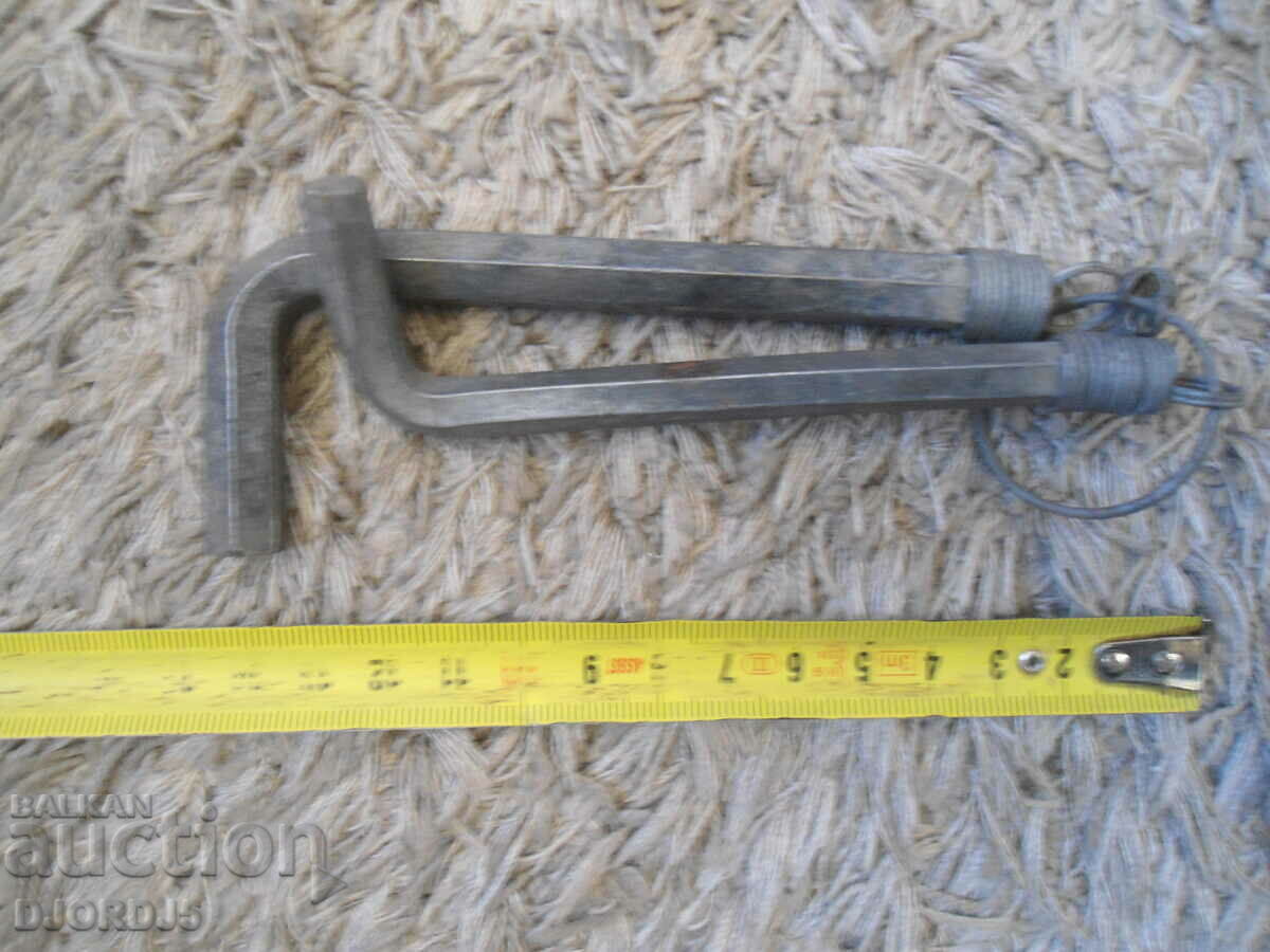 Delivery of Old tools Delivery of Old tools