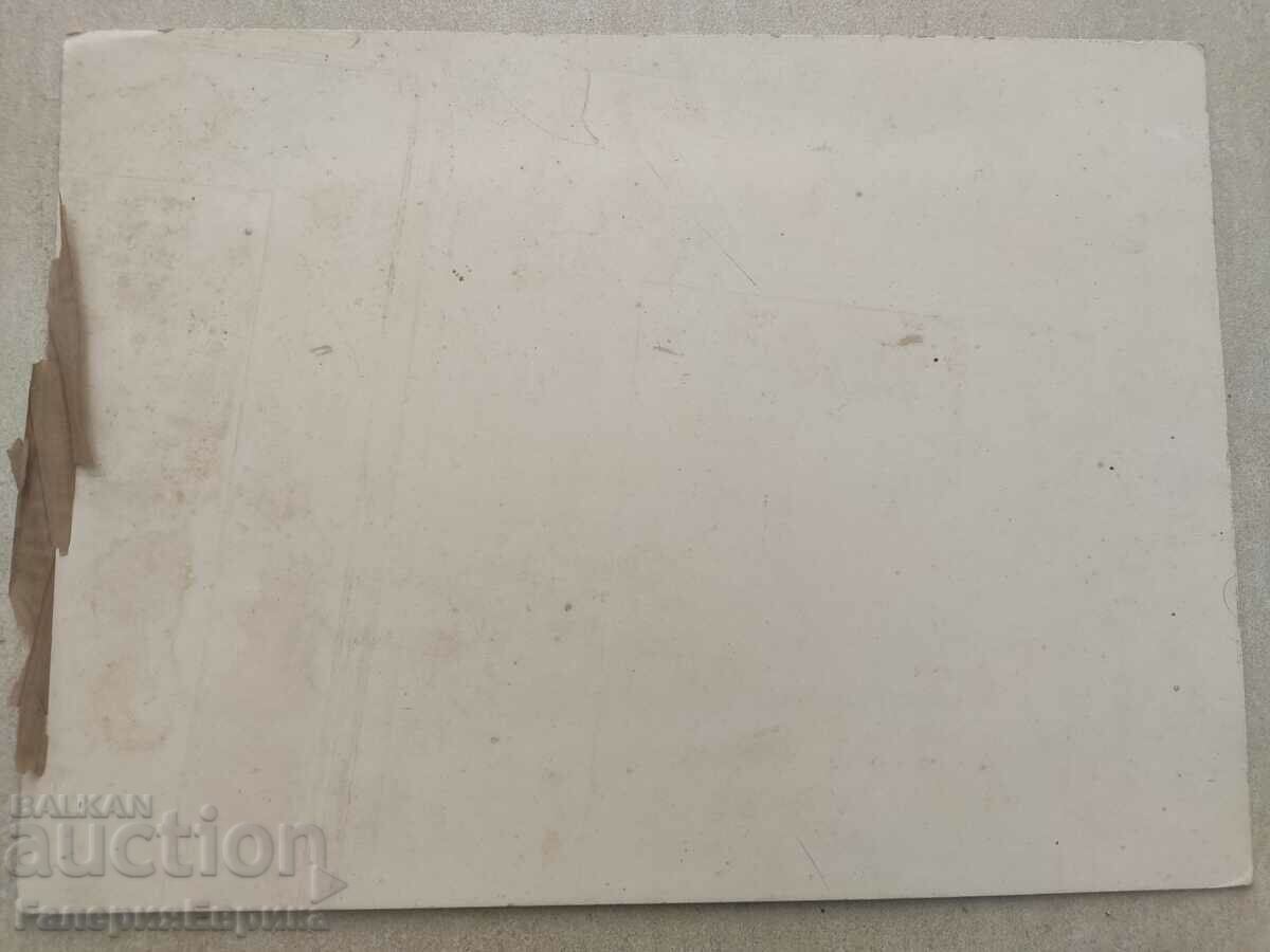 A large old photograph photo - 7 A large old photograph photo - 7