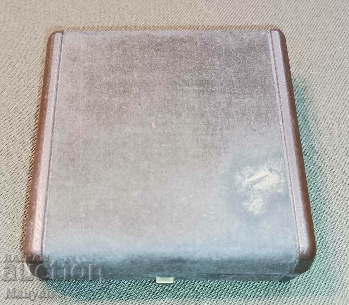 Plaque in a box on the occasion of the introduction of the euro in Europe. - 5