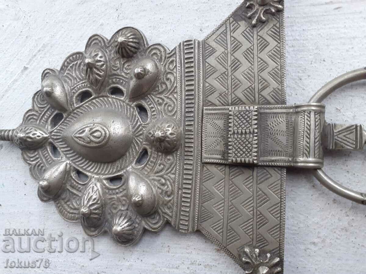 Licitație Veche bijuterii berbere închizătoare fibula toka pafta sachan