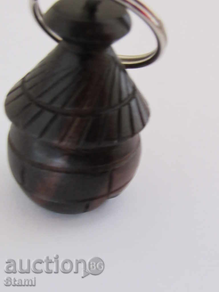 Ebony-mouse keychain, see price with price 10.00 BGN | € 5.11