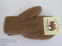 Machine-Knitted Camel One-Finger Kid's Gloves,