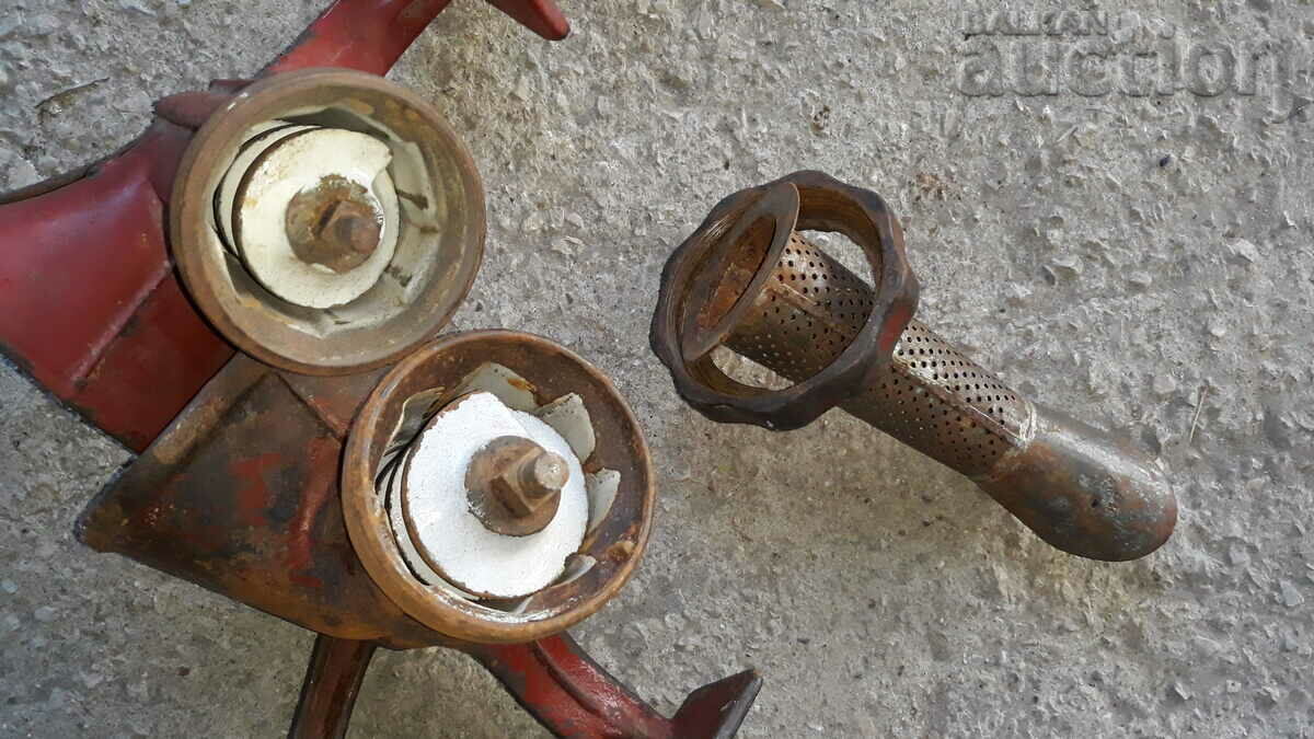 FLAGARA 10 8 meat grinder Romania lot - 6 FLAGARA 10 8 meat grinder Romania lot - 6