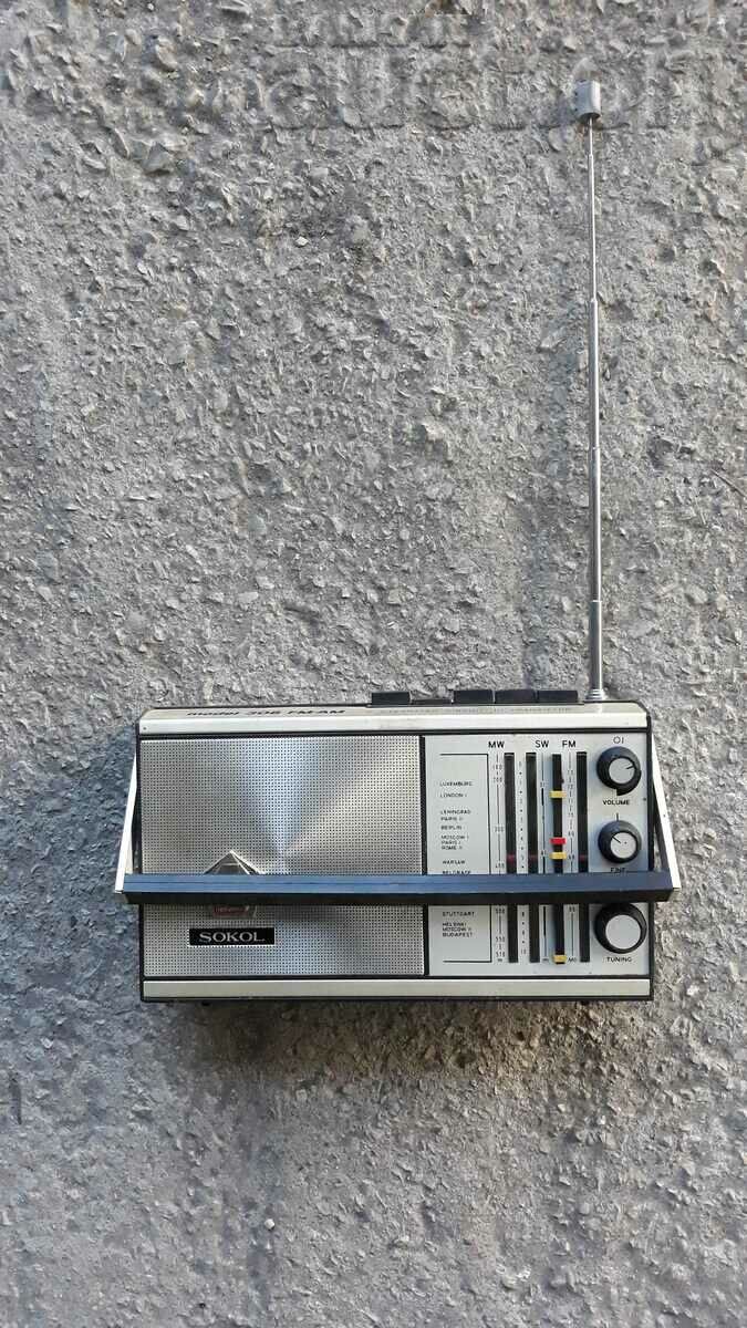 Auction retro RADIO "SOKOL 308" SOKOL MADE IN USSR Auction retro RADIO "SOKOL 308" SOKOL MADE IN USSR