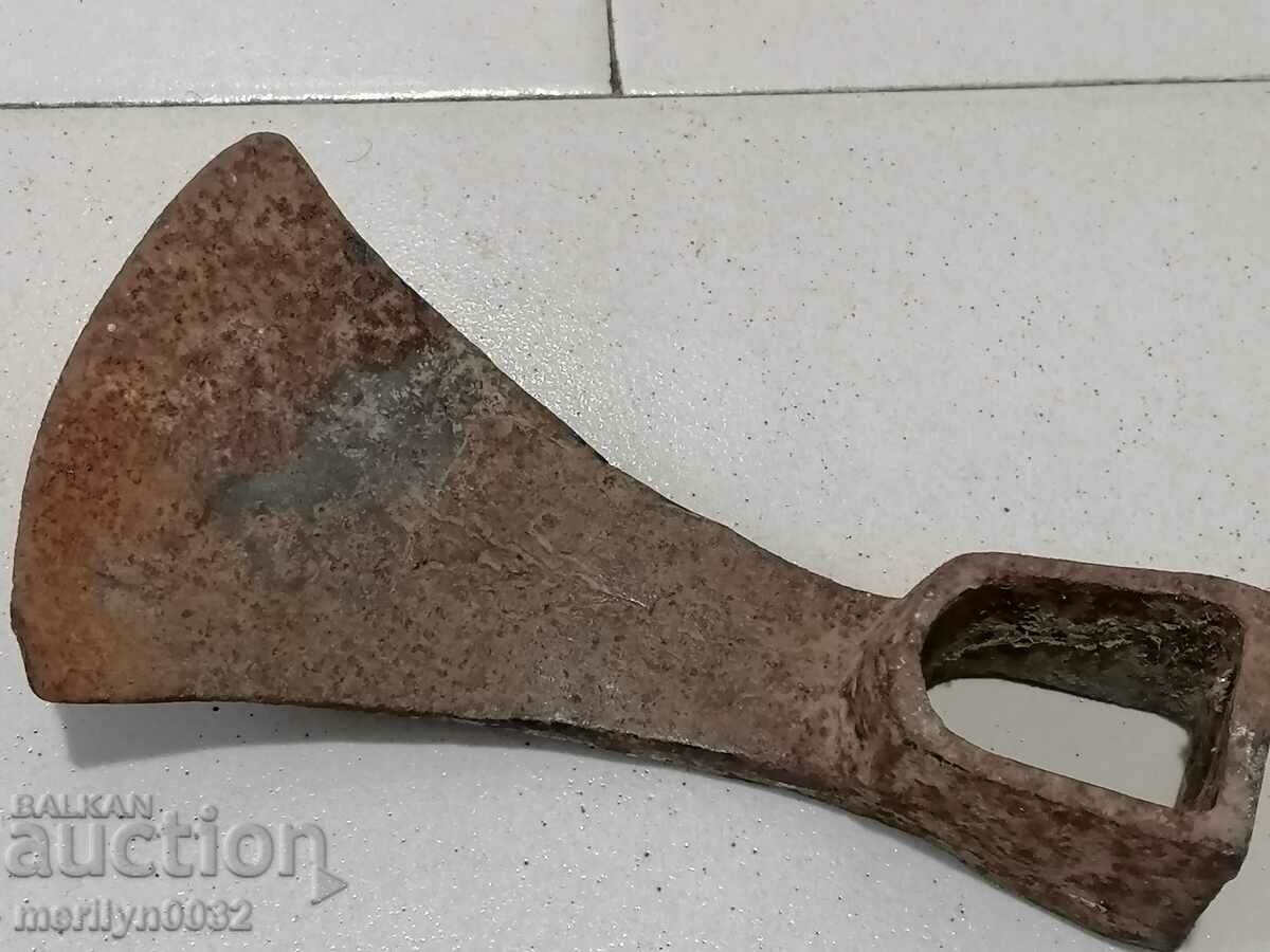 Forged chap, hoe, agricultural instrument, wrought iron with price 40.00 BGN | € 20.45 Forged chap, hoe, agricultural instrument, wrought iron with price 40.00 BGN | € 20.45