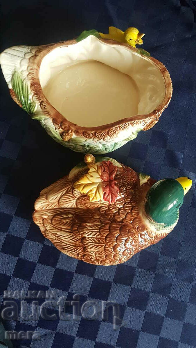Large porcelain soup bowl - Duck with duckling - 7 Large porcelain soup bowl - Duck with duckling - 7