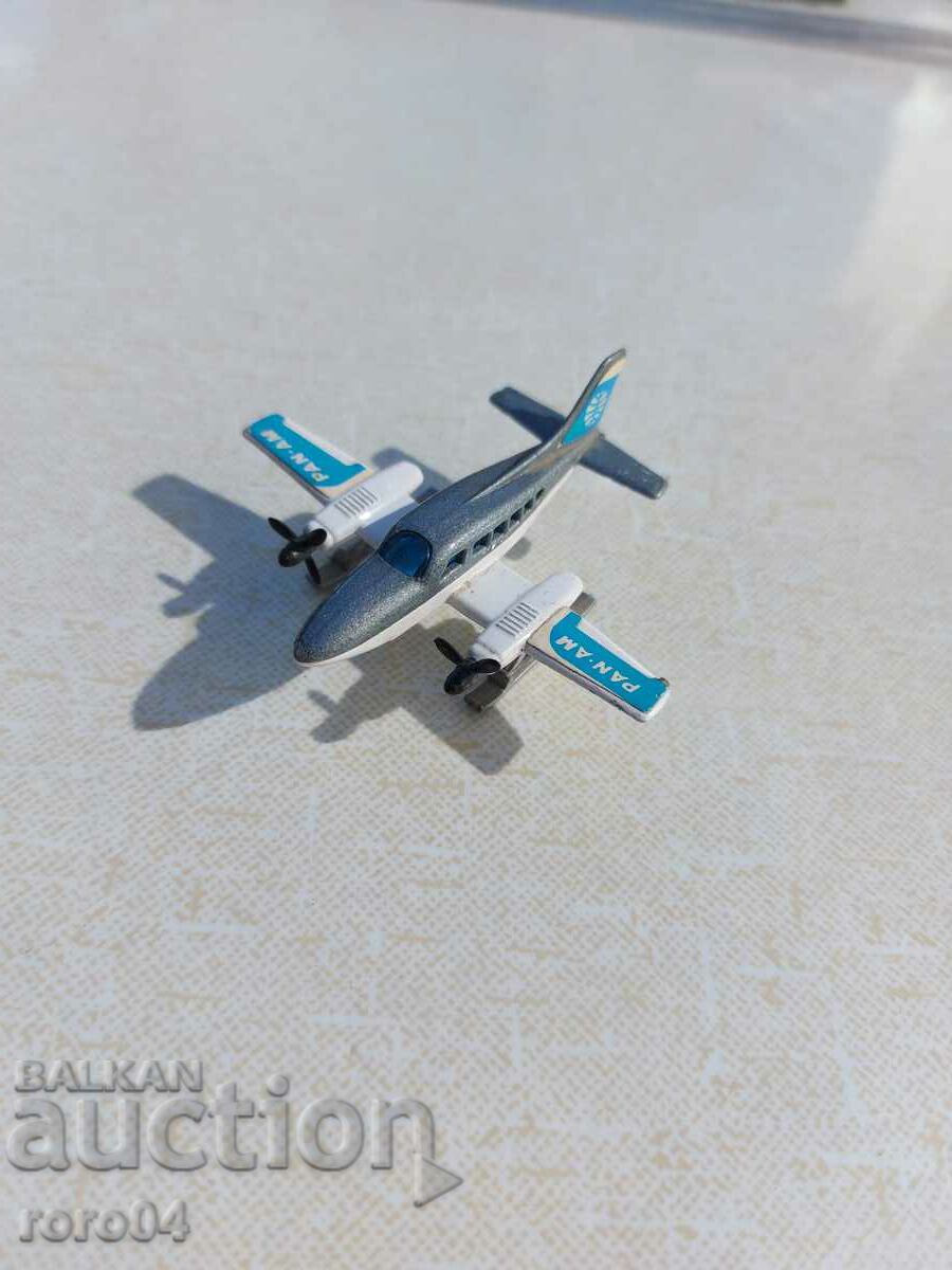 Auction CESSNA - N 402 CW Auction CESSNA - N 402 CW