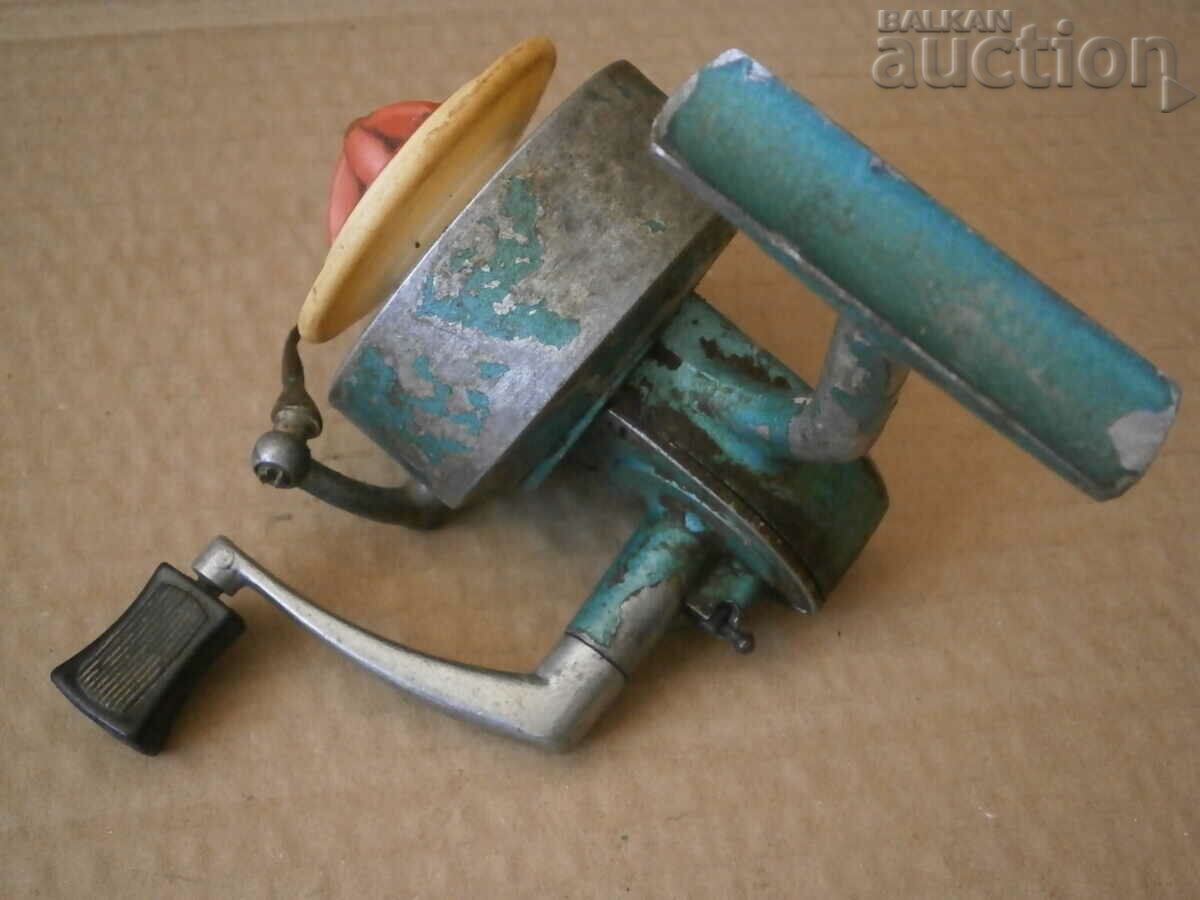 Аукцион "TOKOZ" STABIL IV ретро винтидж рибарска макара Аукцион "TOKOZ" STABIL IV ретро винтидж рибарска макара