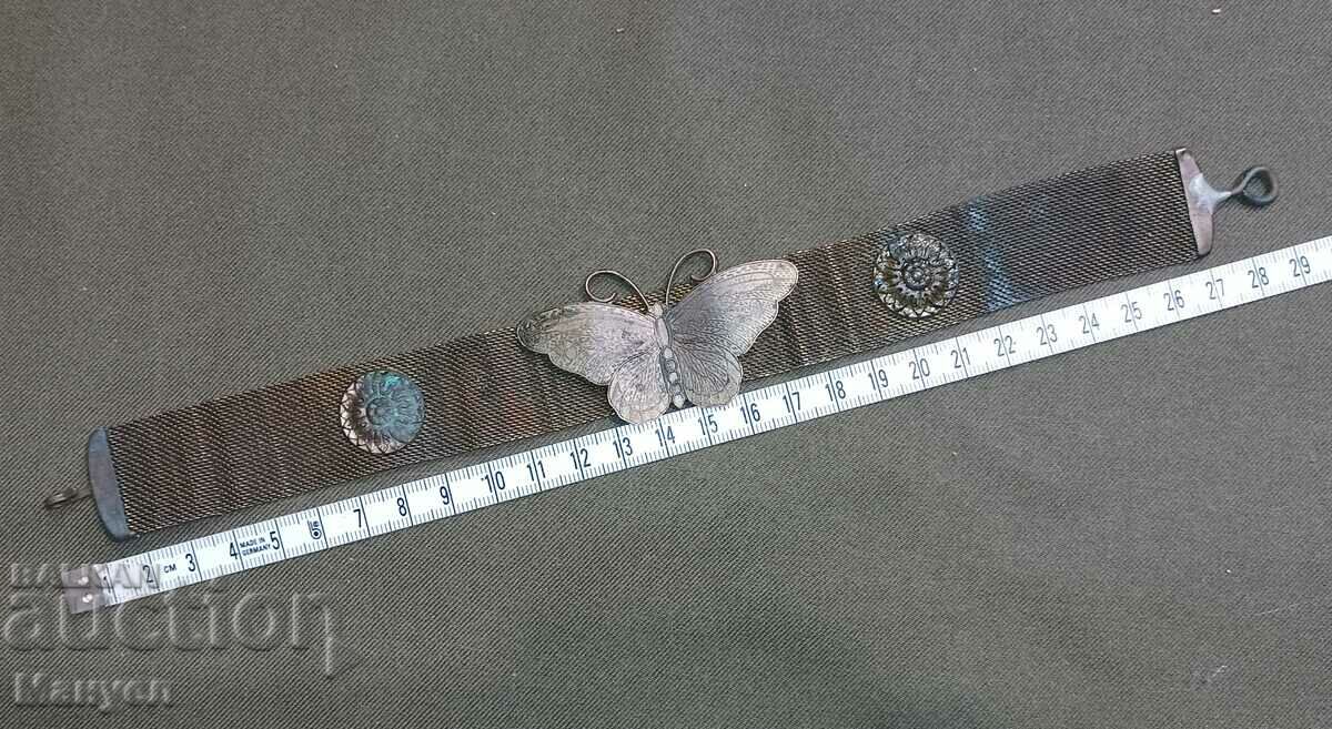 Delivery of Alexis Kirk vintage designer jewelry.