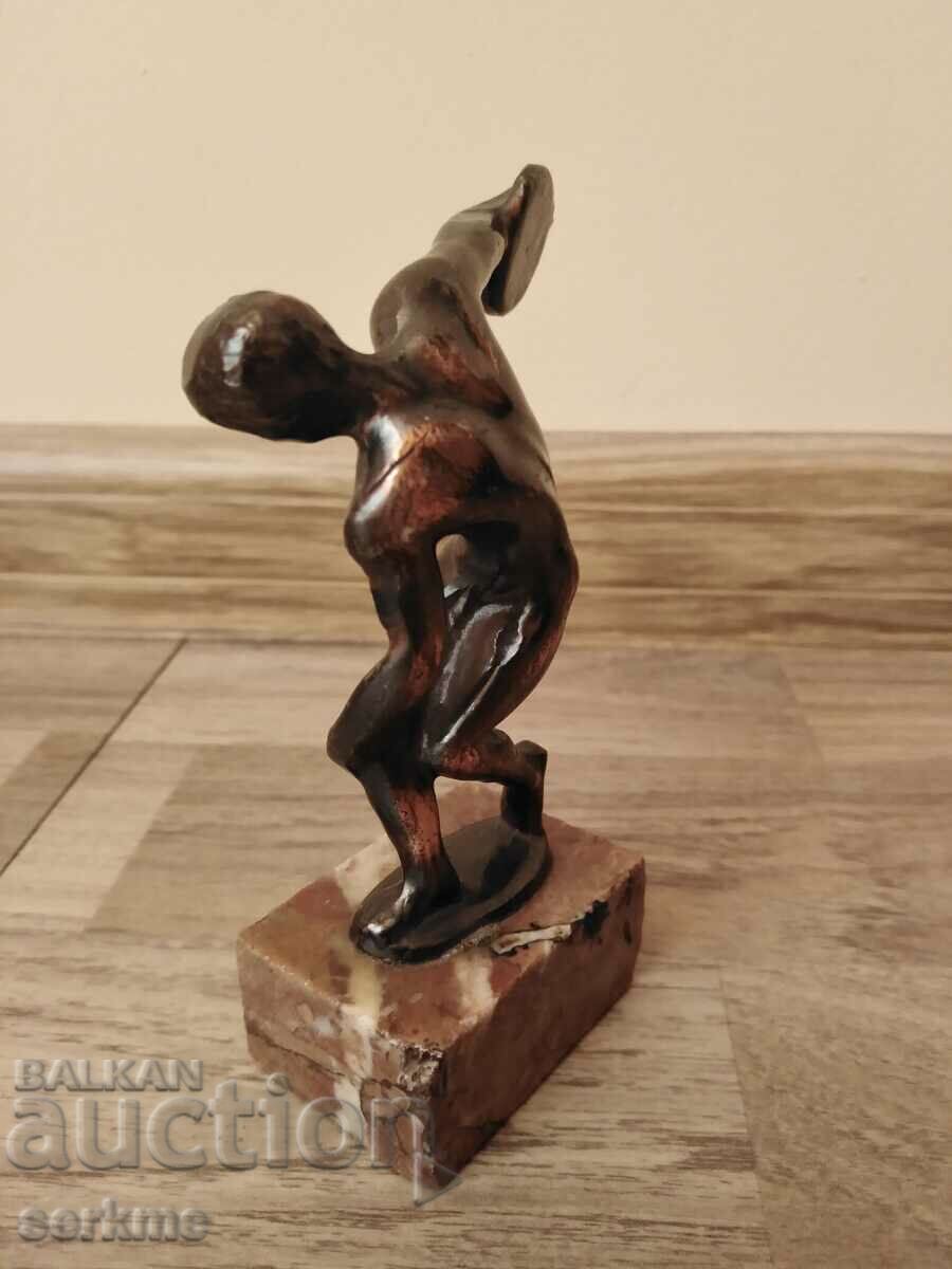 Auction Discus thrower Auction Discus thrower
