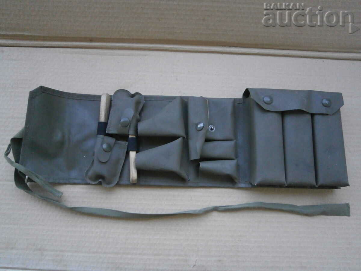 vintage officer's shoe cleaning kit uniform with price 35.00 BGN | € 17.90 vintage officer's shoe cleaning kit uniform with price 35.00 BGN | € 17.90