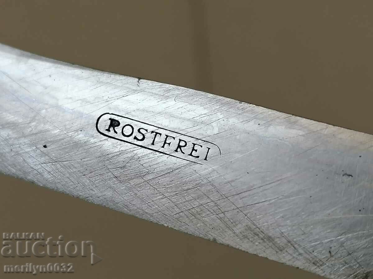 Auction An old household knife with horn-burnt stainless steel blade Auction An old household knife with horn-burnt stainless steel blade